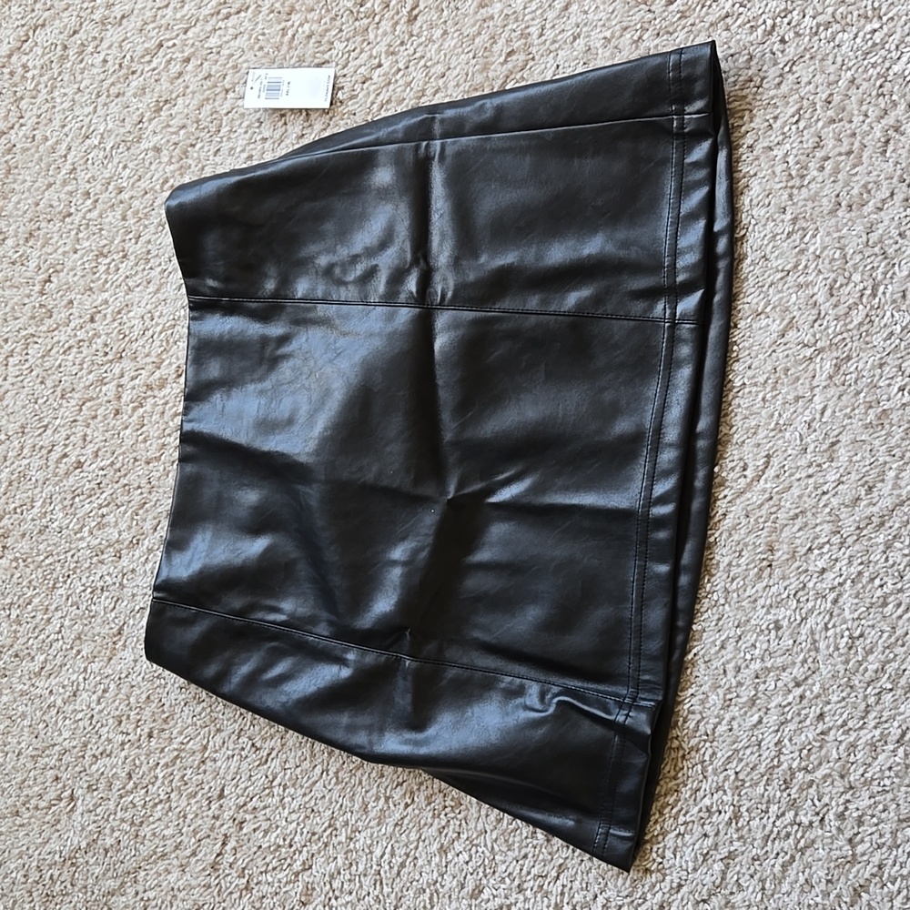 Girls Old Navy 18 Black Pleather Mini Skirt